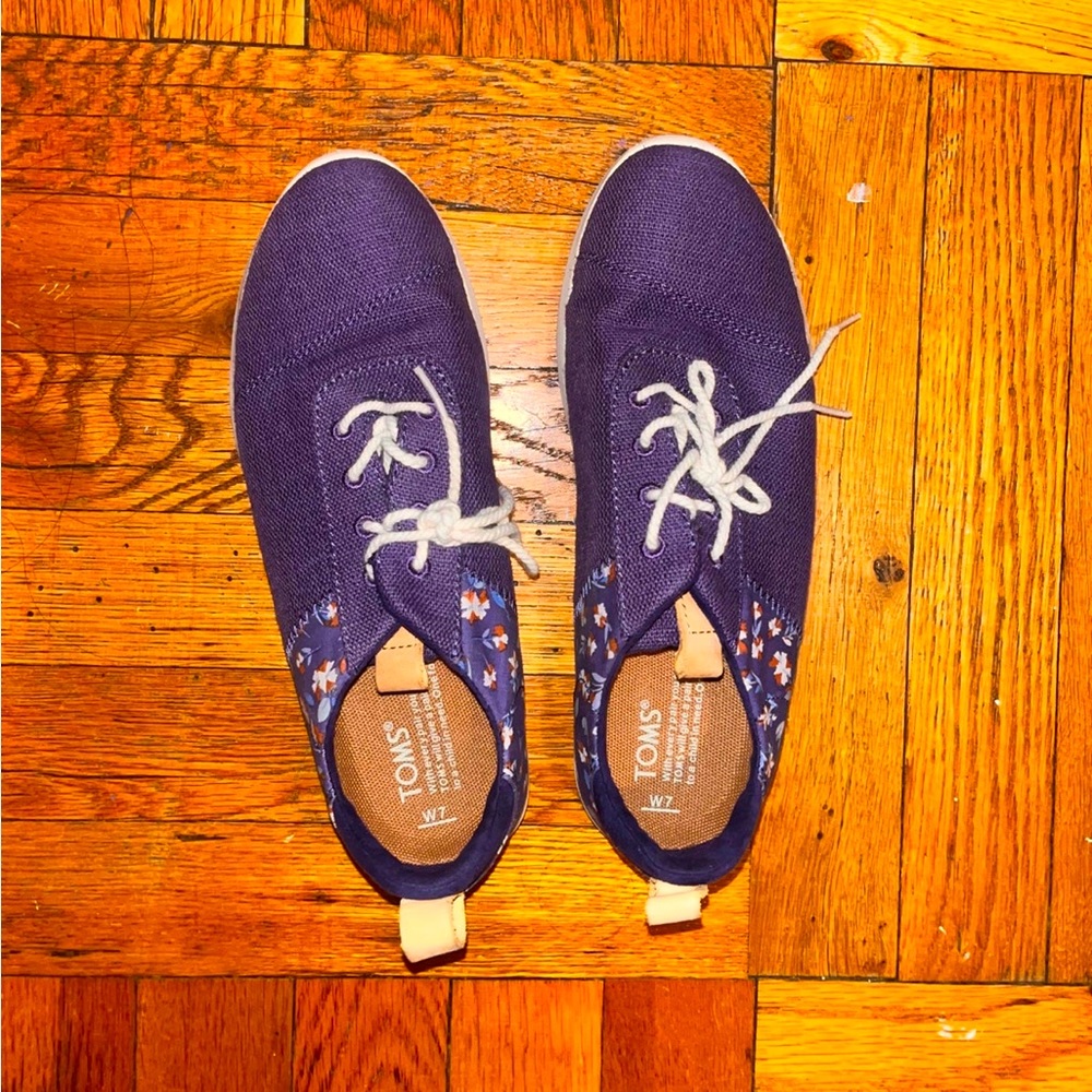 Tom Sneakers